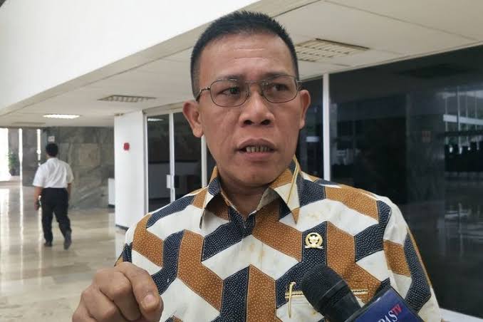 Masinton Ajak Elemen Masyarakat Turun ke Jalan Tolak Wacana Jokowi 3 Periode