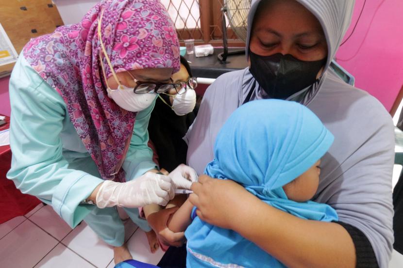 TP PKK Surabaya Ajak Masyarakat Sukseskan Bulan Imunisasi Anak