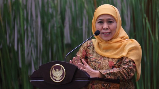 Ikatan Guru Indonesia Beri Khofifah Anugerah Pendidikan Indonesia