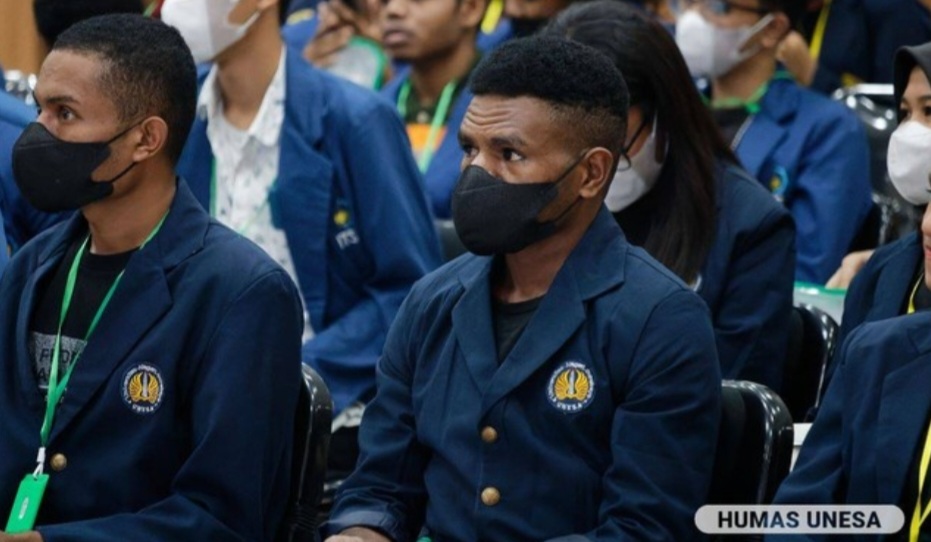 Tingkatkan Nasionalisme Mahasiswa, Unesa Gelar Pelatihan Bela Negara Bagi Mahasiswa ADIK Papua