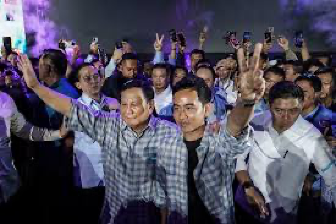 Rocky Gerung: Jokowi Rakus Akan Kekuasaan