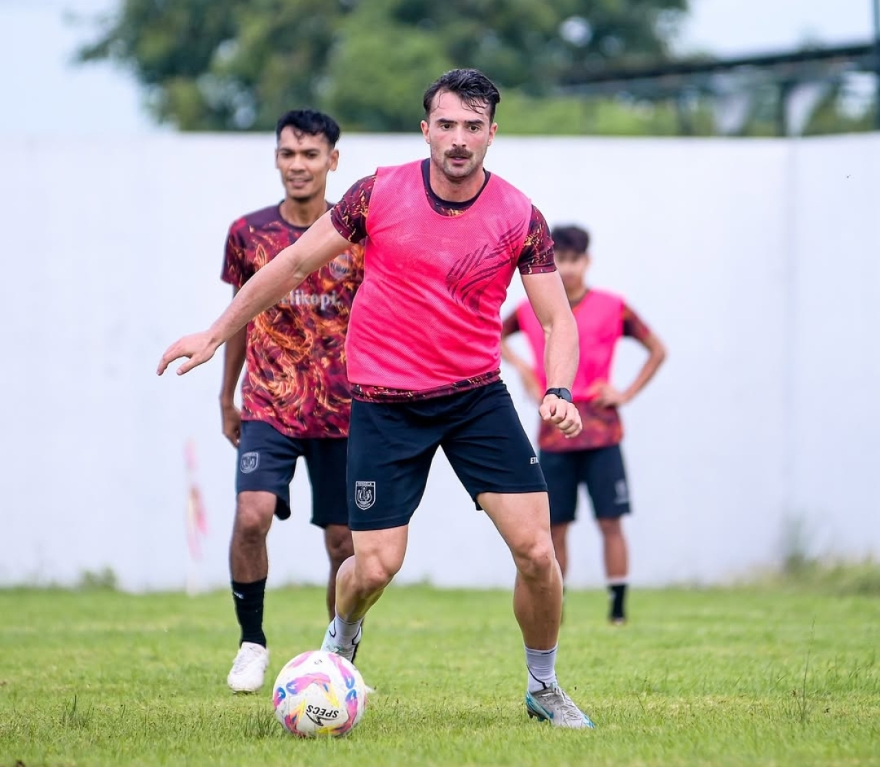 Anderson Nascimento Hengkang, Fabien Garcia Jadi Harapan Baru Lini Belakang Persela Lamongan